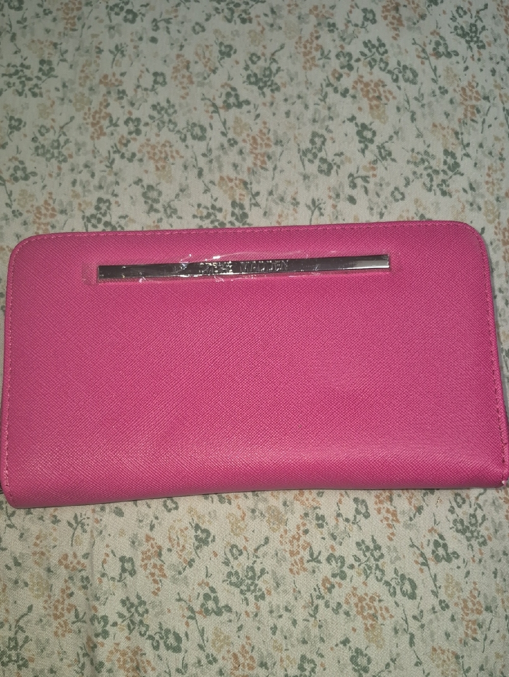 Pink Women's Zip Wallet - Steve Madden